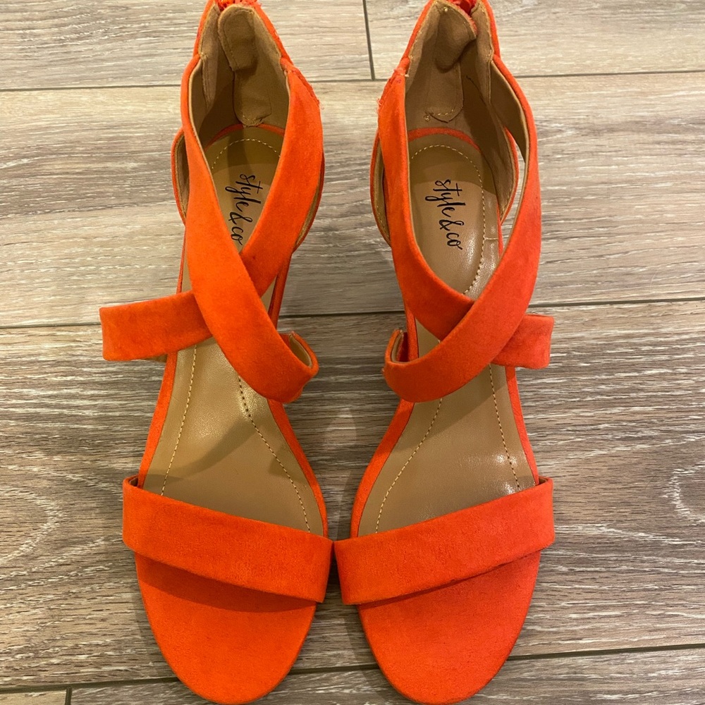 Style & Co Orange Heels 9